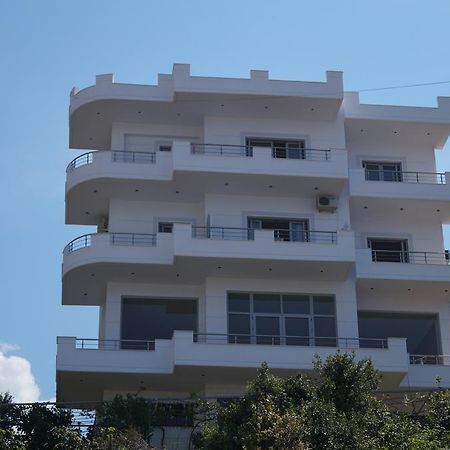 Bill'S Apartments ซารานเดอ ภายนอก รูปภาพ
