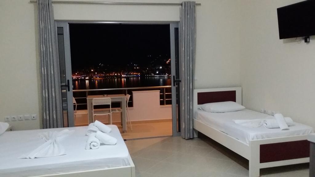 Bill'S Apartments ซารานเดอ ภายนอก รูปภาพ