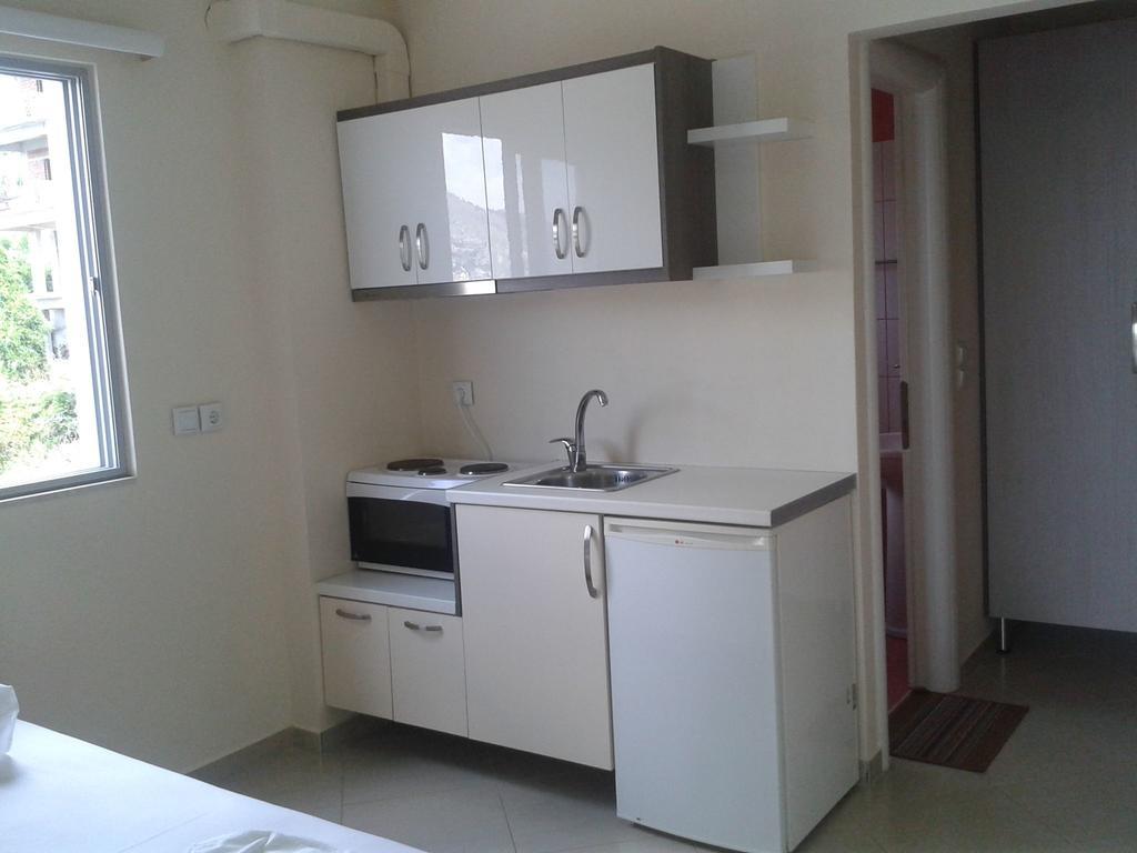 Bill'S Apartments ซารานเดอ ภายนอก รูปภาพ